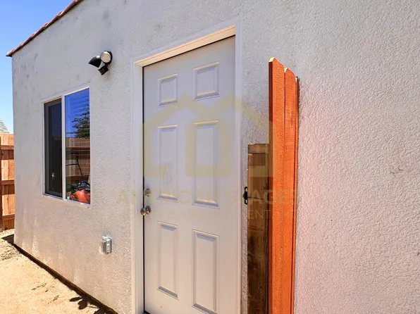 1101 W Oak Ave #B, Lompoc, CA 93436
