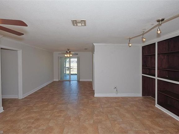 5th image of 19396 Midway Blvd