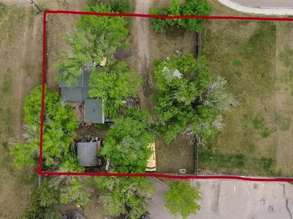 47 E Howlett Ave, Red Deer, AB T4N 6K2