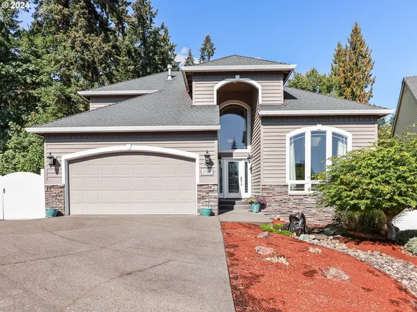 33107 Onna Way, Scappoose, OR 97056