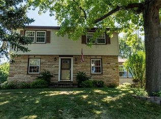 154 Lyncourt Park, Rochester, NY 14612