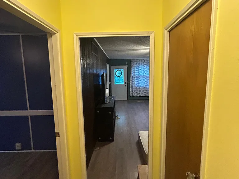 4318 Sheffield Rd — Photo 2