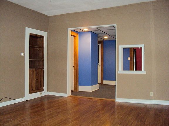 4th image of 102 Newnam Ave