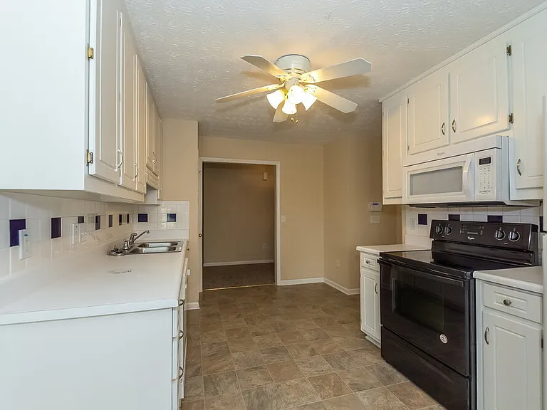 4171 Edenbrooke Cir — Photo 8