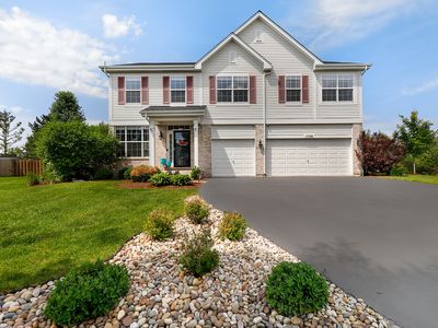 1708 S Fallbrook Dr, Round Lake, IL, 60073