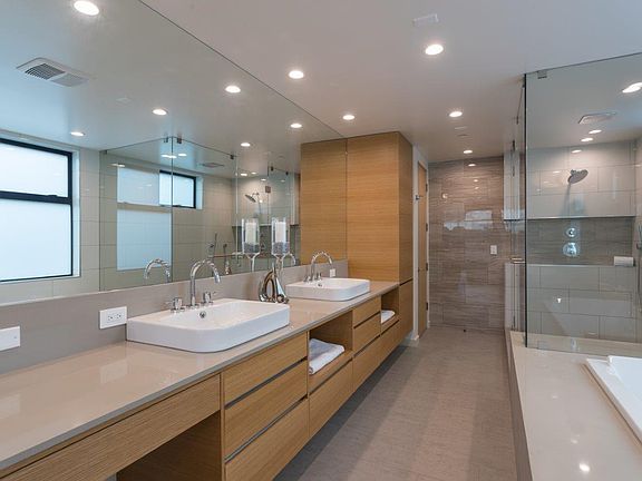 5th image of 401 31st St