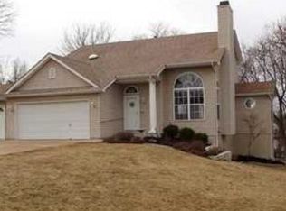 729 Coulter Ave, Saint Louis, MO 63122