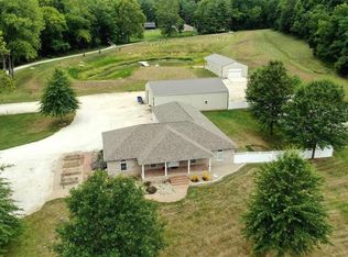 66 Hidden Valley Rd, Hardin, IL 62047