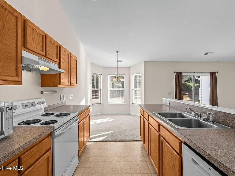 953 Wyndfall Dr SW — Photo 8