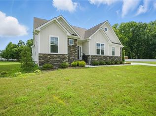 4315 Edgewater Ln, Suffolk, VA 23435