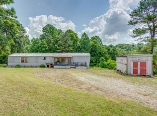 966 Pack Rd, White Bluff, TN 37187