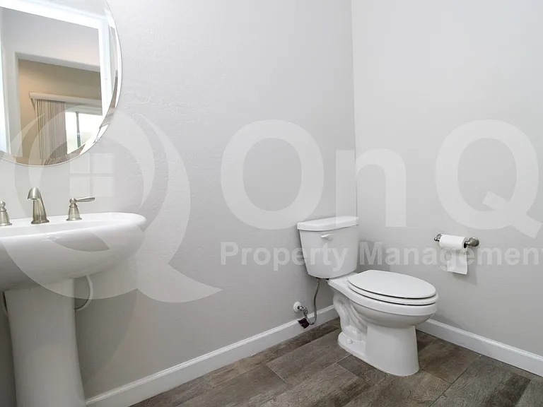 2042 E Dry Wood Rd — Photo 22