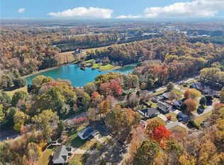 2004 Sunrise Cir, Lexington, NC 27295