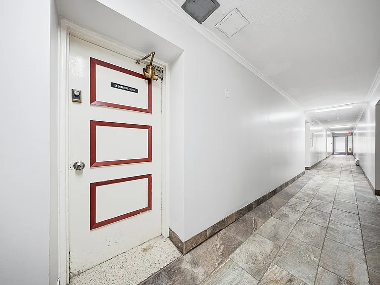 76 Parkwoods Village Dr — Photo 8