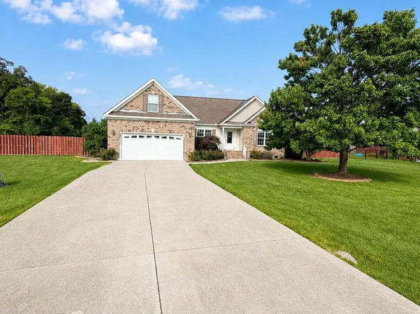 204 Brookside Way, Pikeville, NC 27863