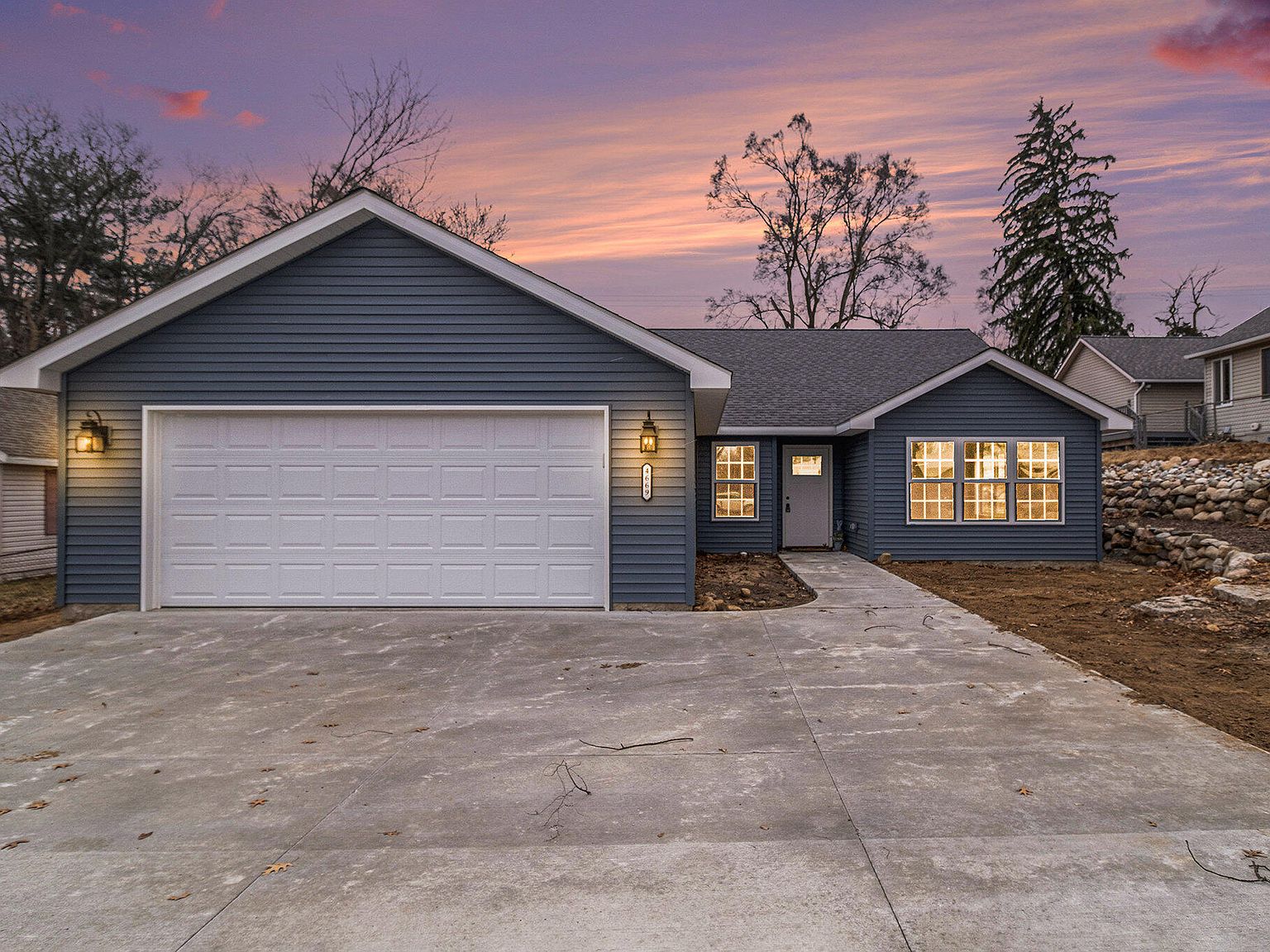 4669 Hatchery Rd, Waterford, MI 48329 Zillow