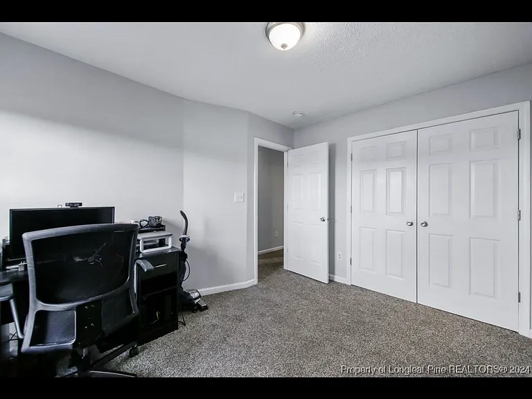 182 Lochwood Dr — Photo 14