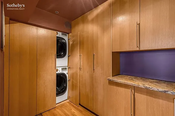 Sold by Sotheby's International Realty | media 13