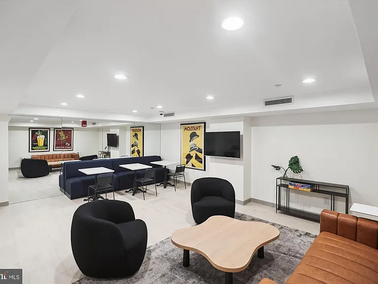 1150 K St NW #706 — Photo 31