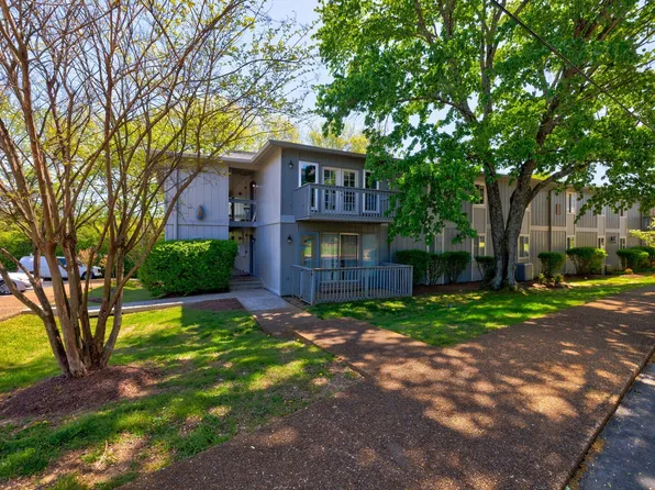 21 Vaughns Gap Rd APT A24, Nashville, TN 37205