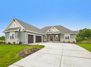 N51W18847 Quietwood DRIVE, Menomonee Falls, WI 53051