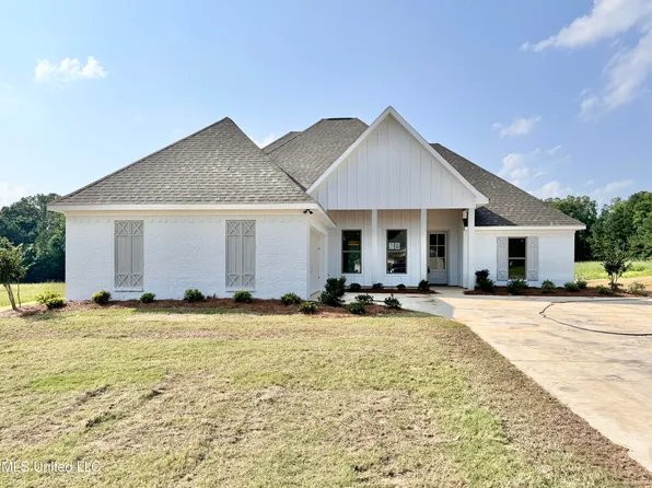 984 Mullican Rd, Florence, MS 39073