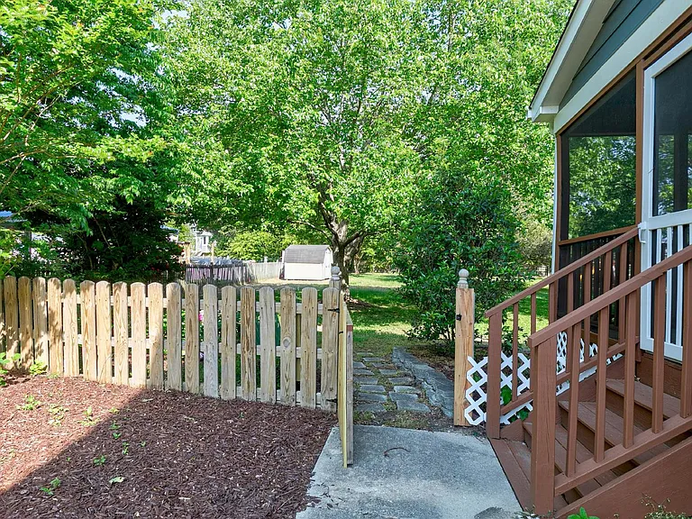 6209 Winter Spring Dr — Photo 33