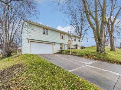 421 N Pleasant Hill Blvd, Pleasant Hill, IA, 50327