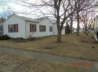 821 Monroe St, Pt Clinton, OH 43452