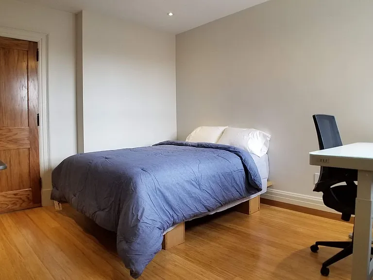 The EB Green Residence — Photo 62