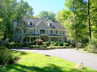 4 Woodland Rd, Pound Ridge, NY 10576