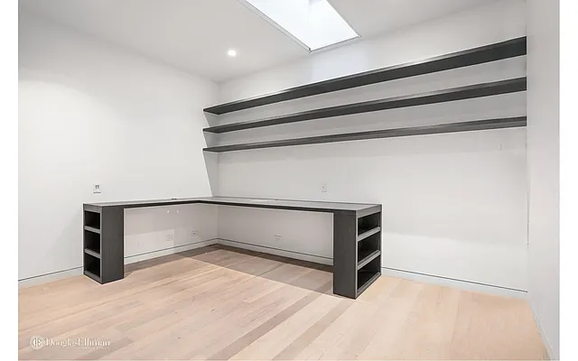 Sold by Douglas Elliman | media 15