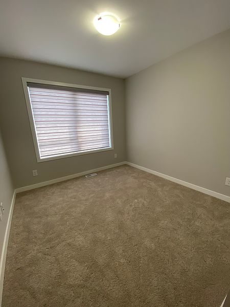 Winnipeg House for rent - 4 Bedrooms — photo 8