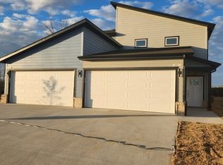 1608 SW Casuarina Dr #1, Bentonville, AR 72712