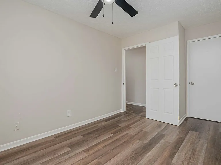 3030 Cleinview Ave #4 — Photo 13
