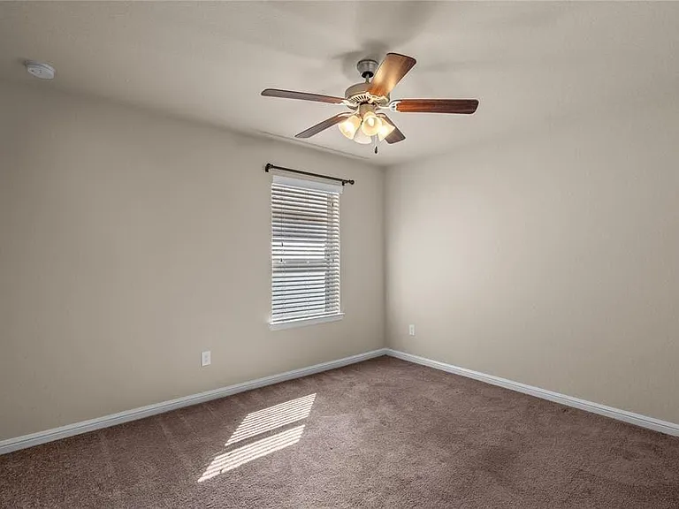 4808 Ladona Ct — Photo 23