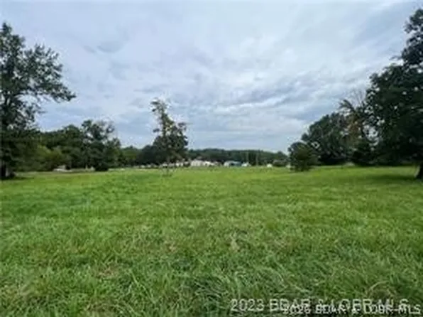 Fox Run Rd, Gravois Mills, MO 65037