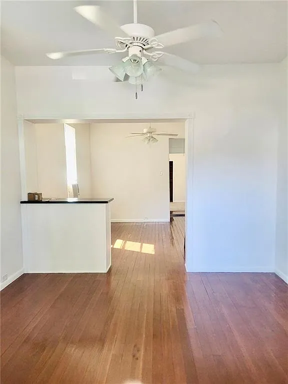 2 bed, 1000 sqft, $1,200 — Photo 3