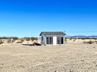 5450 Hollywood Ln E, Twentynine Palms, CA 92277