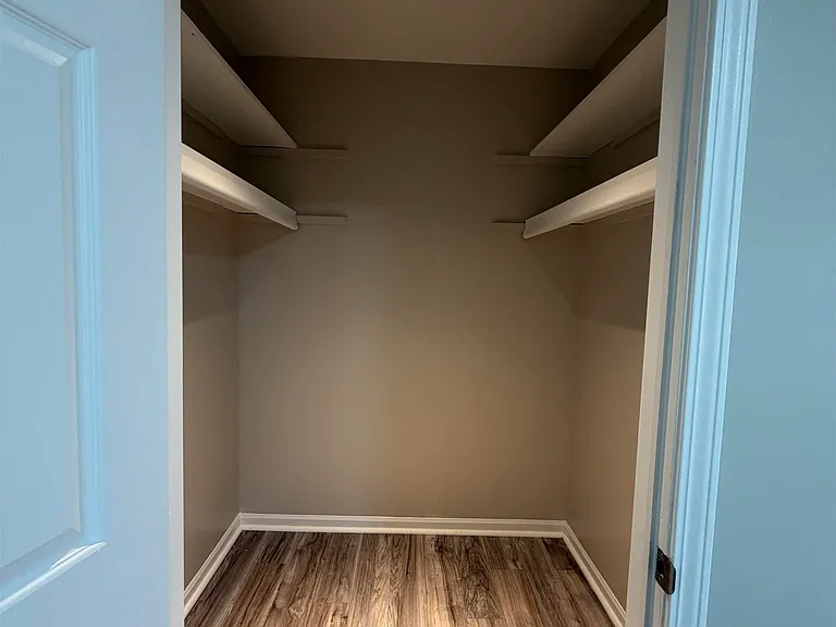 44411 Sunnyside Dr — Photo 17