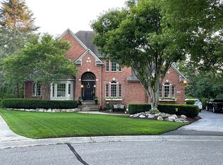 4308 Muirfield Dr, Brighton, MI