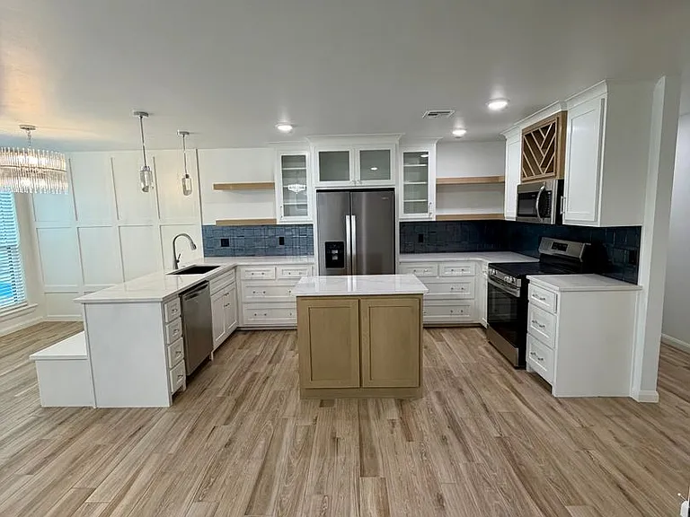 103 N Atlanta St — Photo 12