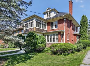 498 Weller St, Peterborough, ON K9H2N6