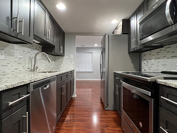 2nd image of 14128 Honey Hill Ct