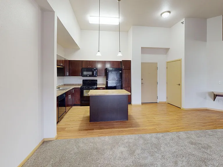 Cascades Apartments — Photo 63