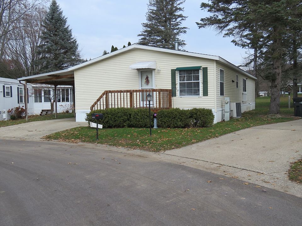 1st image of 5374 Little Wren Ct NE