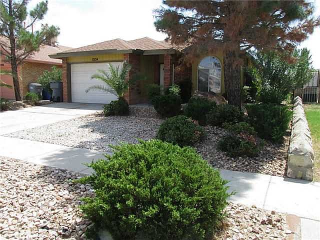 1st image of 12134 Royal Woods Dr