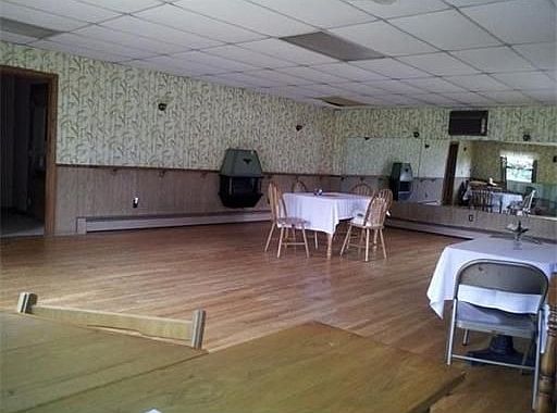 1st image of 7 Hampden St