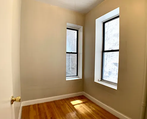 Rented by Bond New York | media 2