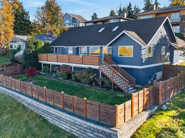 513 37th Street, Anacortes, WA 98221